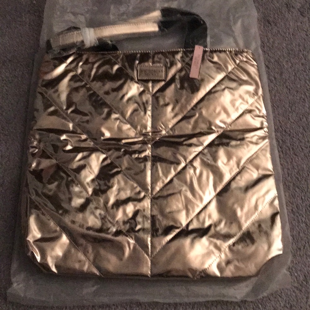 NWT Victoria Secret Shoulder Bag!